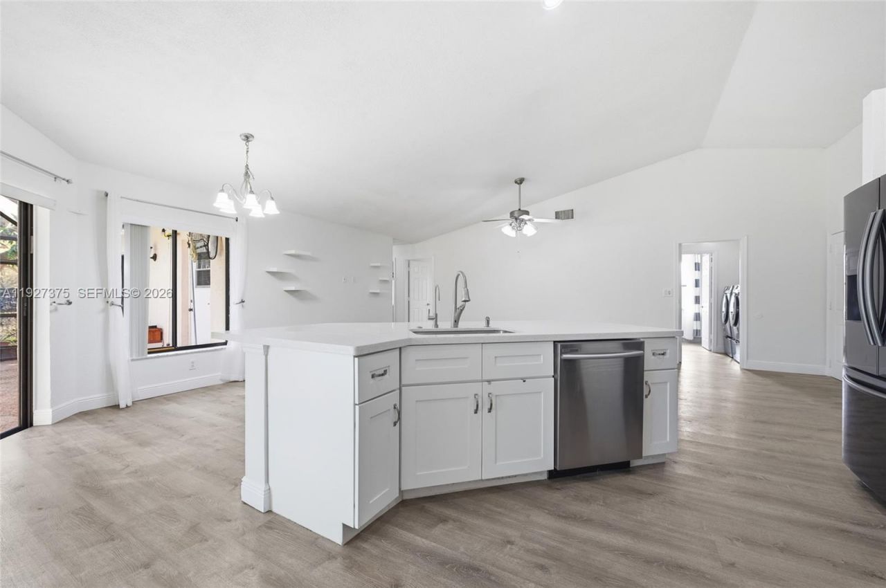 5197 NW 58th Ter, Coral Springs, FL 33067 Photo