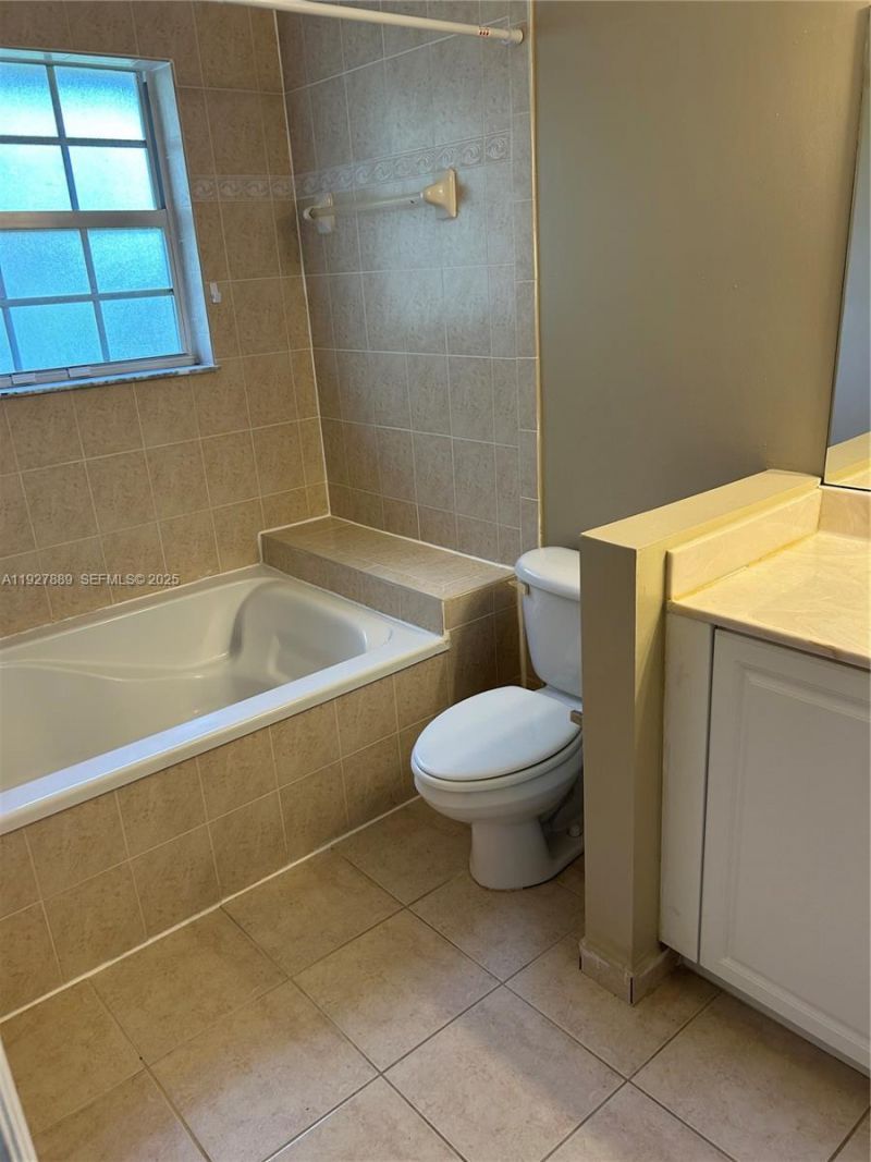 3940 NW 92nd Ave, Unit 3940, Sunrise, FL 33351 Photo