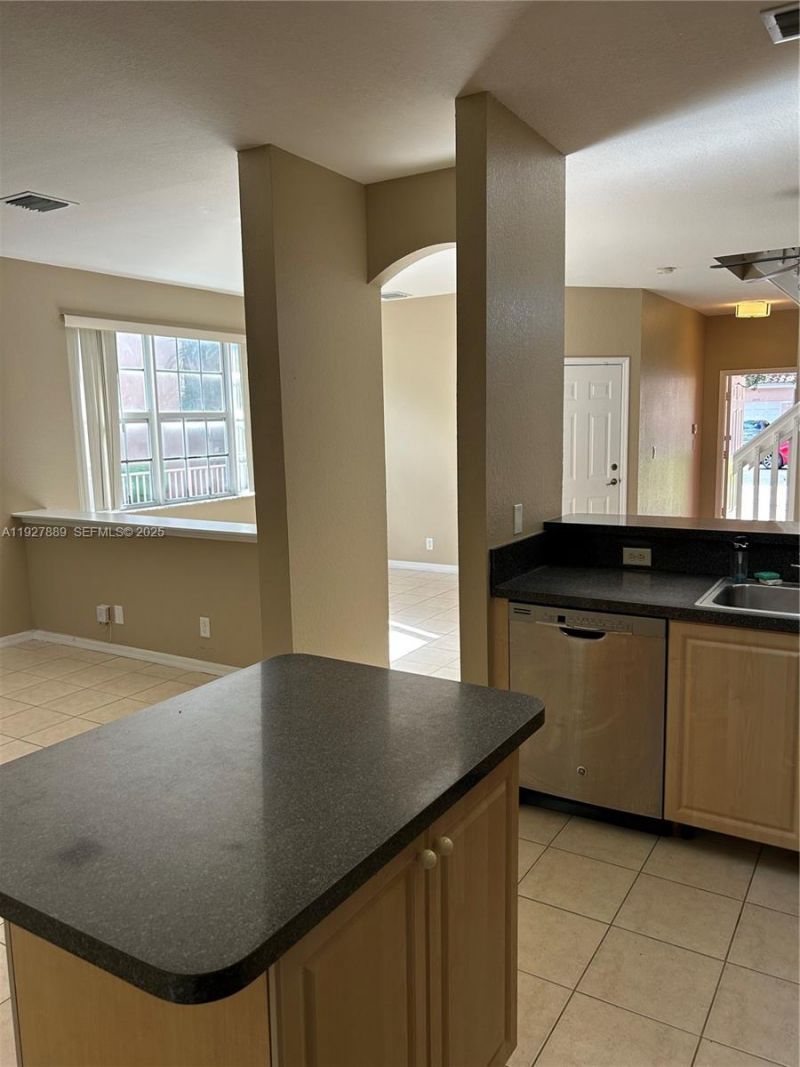 3940 NW 92nd Ave, Unit 3940, Sunrise, FL 33351 Photo