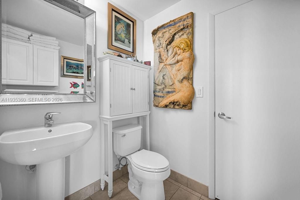 1900 N Bayshore Dr, Unit 5103, Miami, FL 33132 Photo
