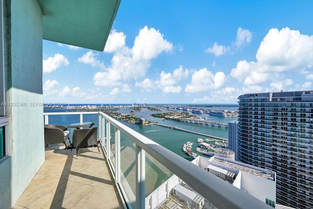 1900 N Bayshore Dr, Unit 5103, Miami, FL 33132 Photo