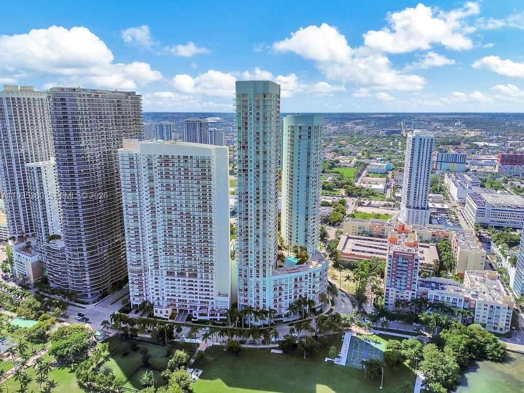 1900 N Bayshore Dr, Unit 5103, Miami, FL 33132 Photo