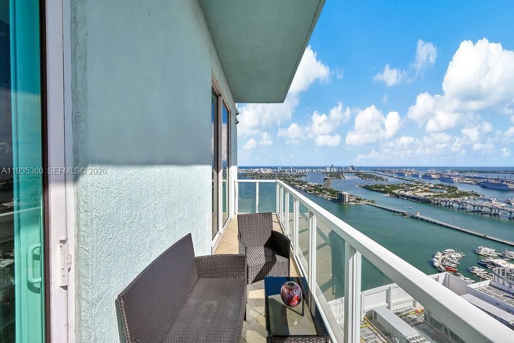1900 N Bayshore Dr, Unit 5103, Miami, FL 33132 Photo
