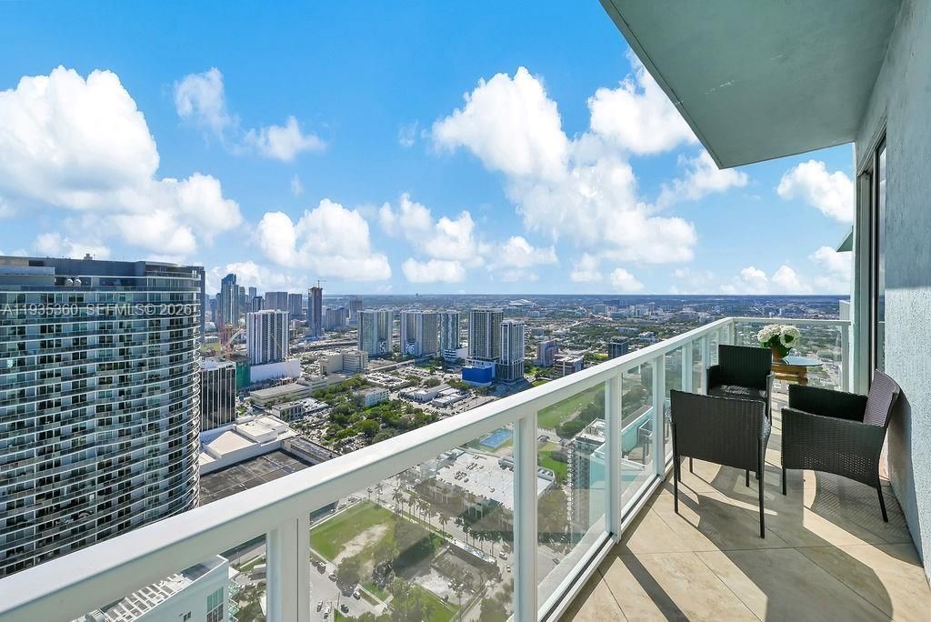 1900 N Bayshore Dr, Unit 5103, Miami, FL 33132 Photo