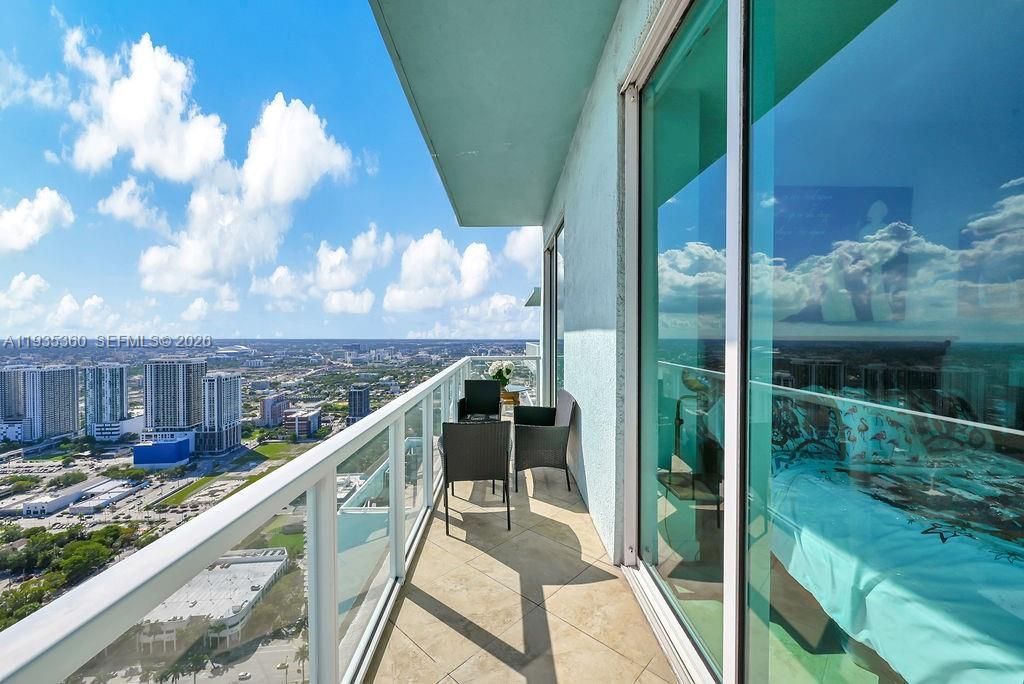 1900 N Bayshore Dr, Unit 5103, Miami, FL 33132 Photo