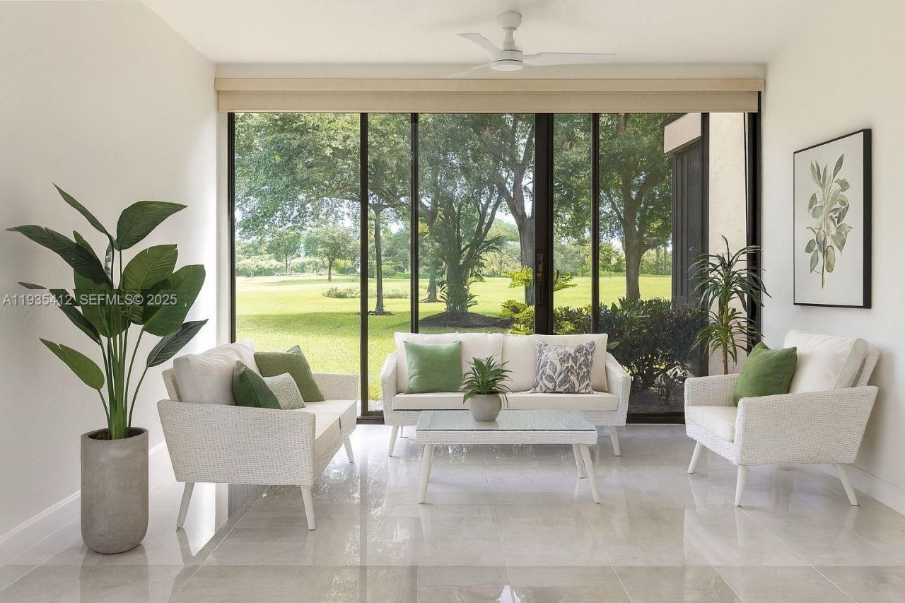 8435 Casa Del Lago, Unit 22-C, Boca Raton, FL 33433 Photo