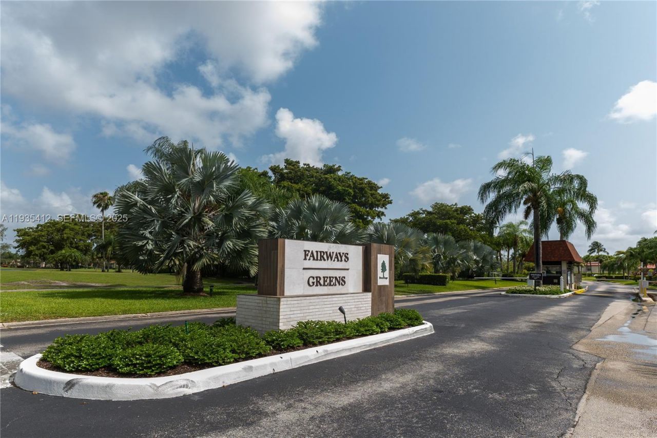 8435 Casa Del Lago, Unit 22-C, Boca Raton, FL 33433 Photo