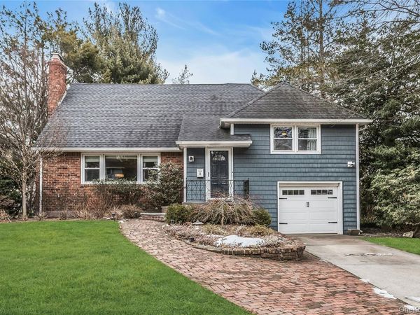 16 Cliff Way, Port Washington, NY 11050