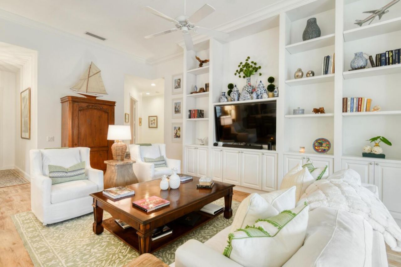 8297 SE Angelina Court, Hobe Sound, FL 33455 Photo