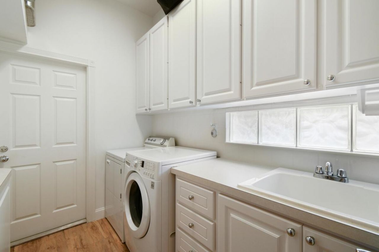 8297 SE Angelina Court, Hobe Sound, FL 33455 Photo