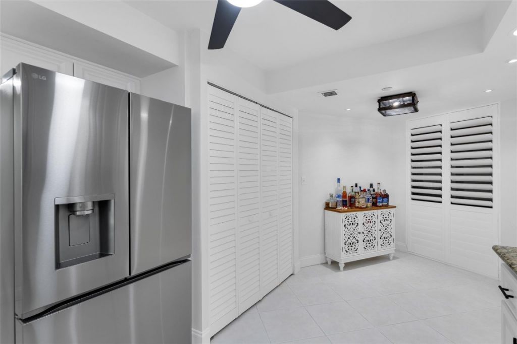 1167 Hillsboro Mile, Unit 306, Hillsboro Beach, FL 33062 Photo