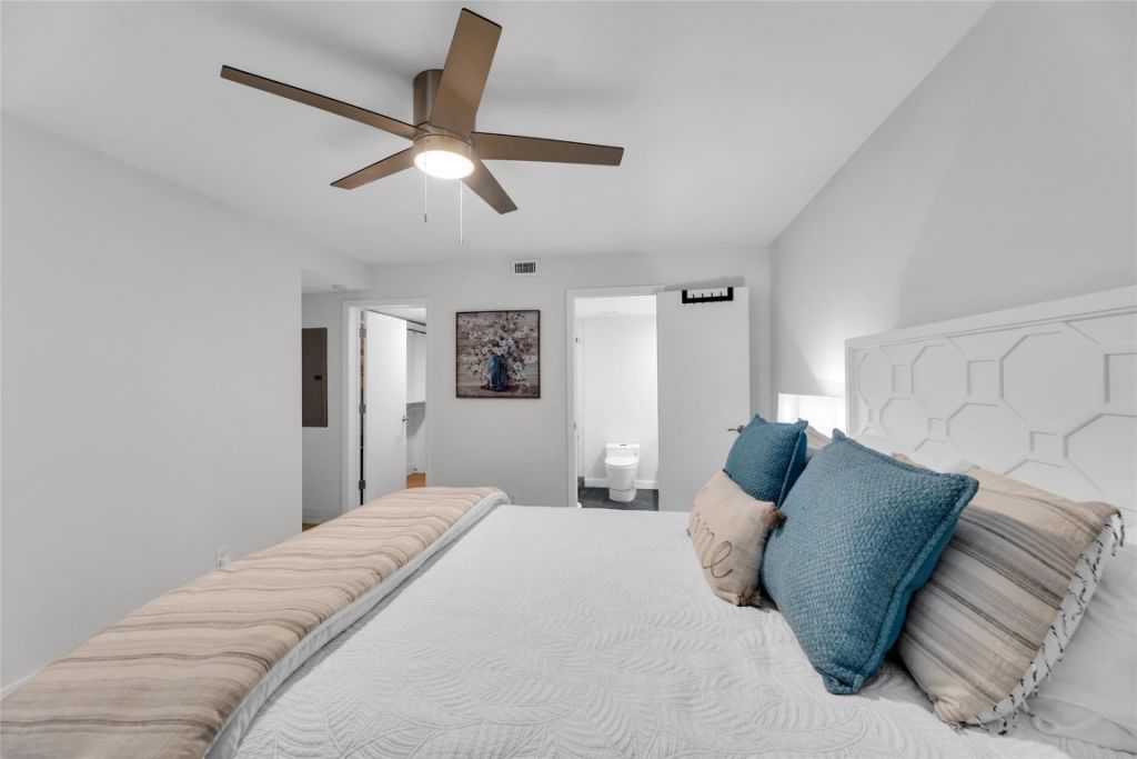 1167 Hillsboro Mile, Unit 306, Hillsboro Beach, FL 33062 Photo