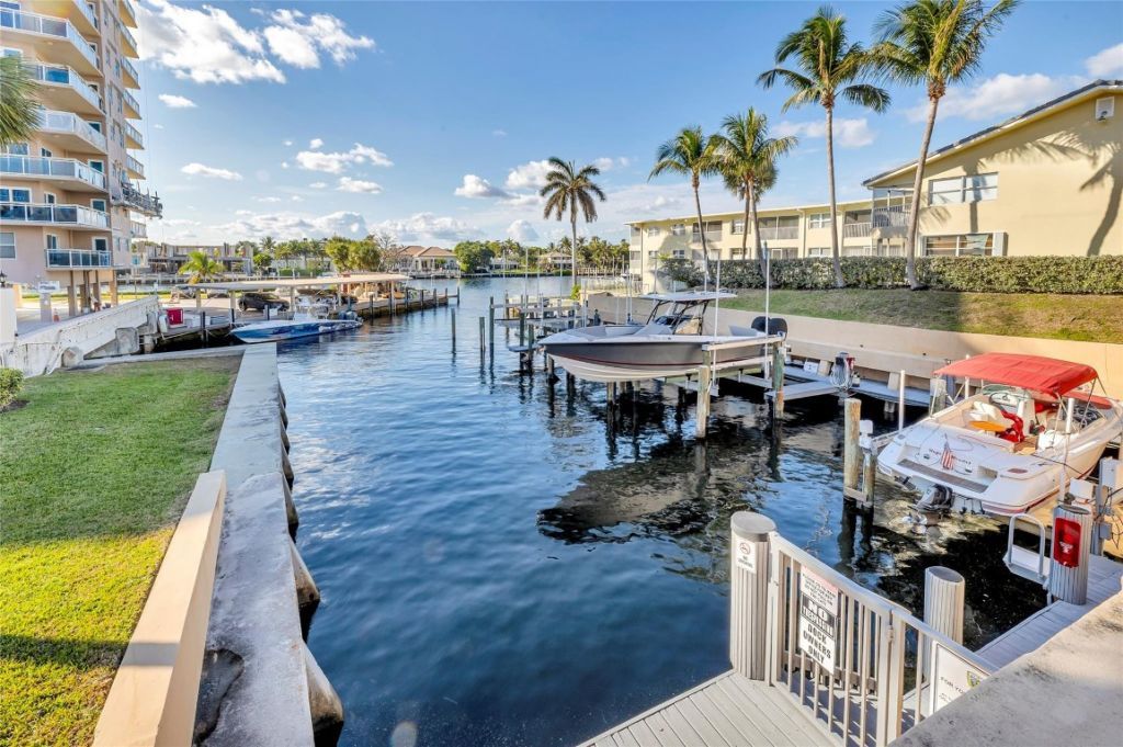 1167 Hillsboro Mile, Unit 306, Hillsboro Beach, FL 33062 Photo