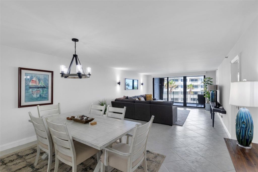 1167 Hillsboro Mile, Unit 306, Hillsboro Beach, FL 33062 Photo