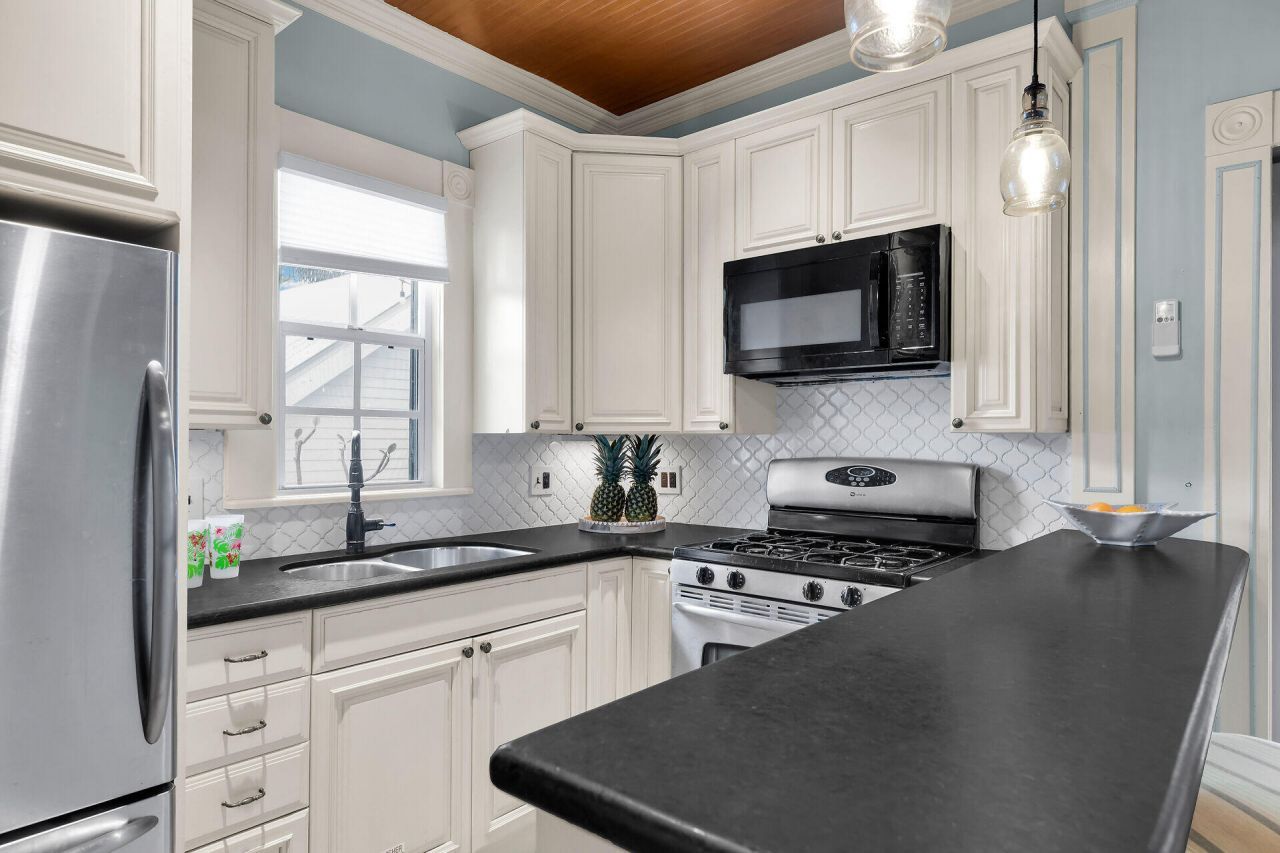 1402 Olivia Street, Unit 2, Key West, FL 33040 Photo