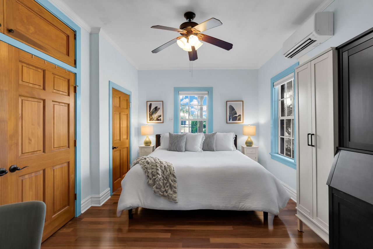 1402 Olivia Street, Unit 2, Key West, FL 33040 Photo