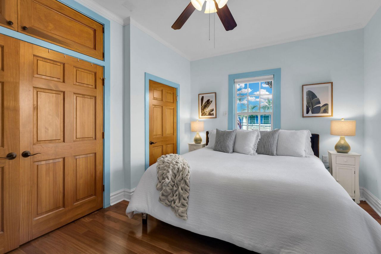 1402 Olivia Street, Unit 2, Key West, FL 33040 Photo