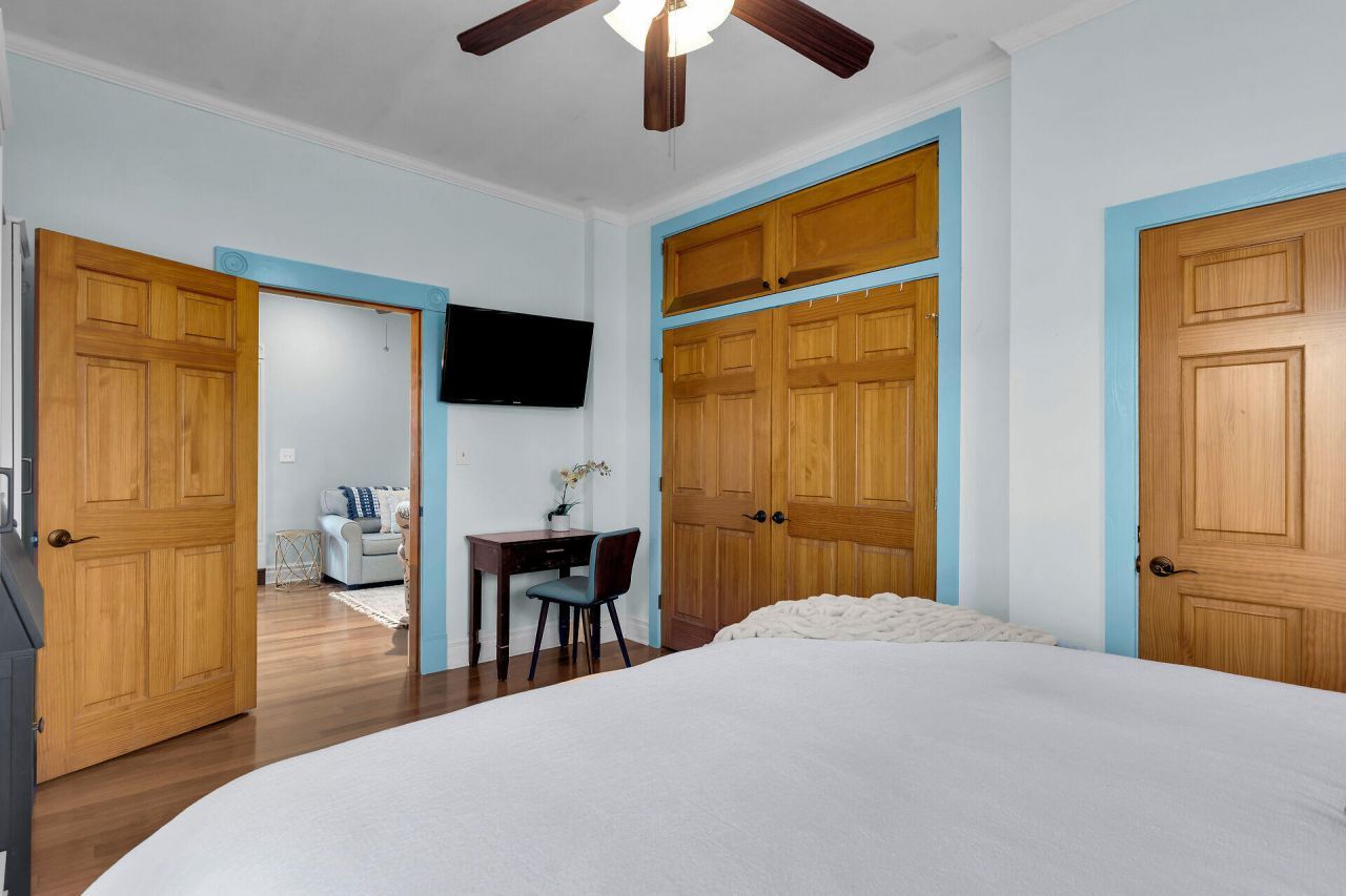 1402 Olivia Street, Unit 2, Key West, FL 33040 Photo