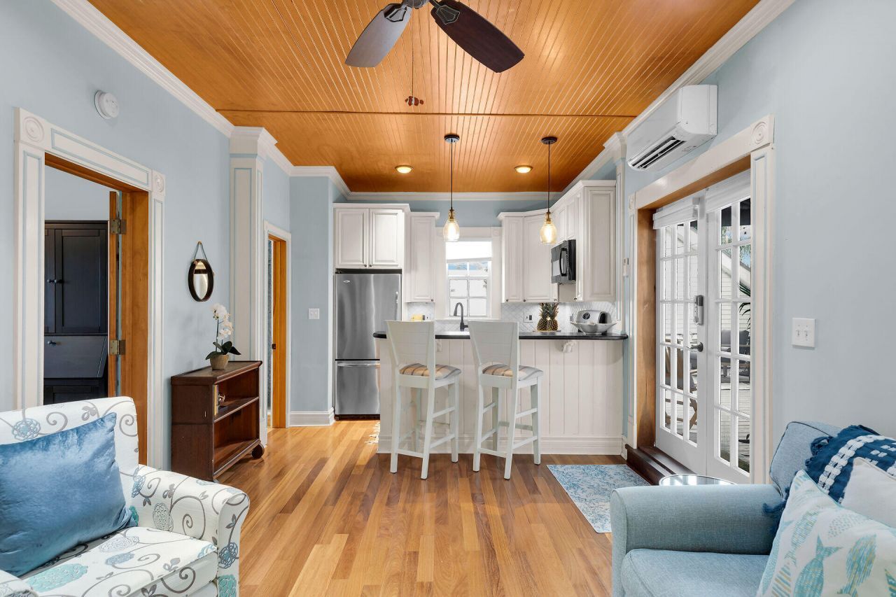 1402 Olivia Street, Unit 2, Key West, FL 33040 Photo