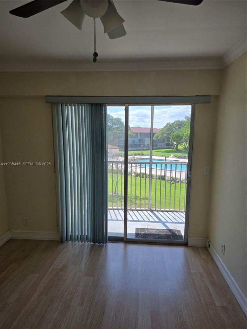 200 SW 132nd Way, Unit 310L, Pembroke Pines, FL 33027 Photo