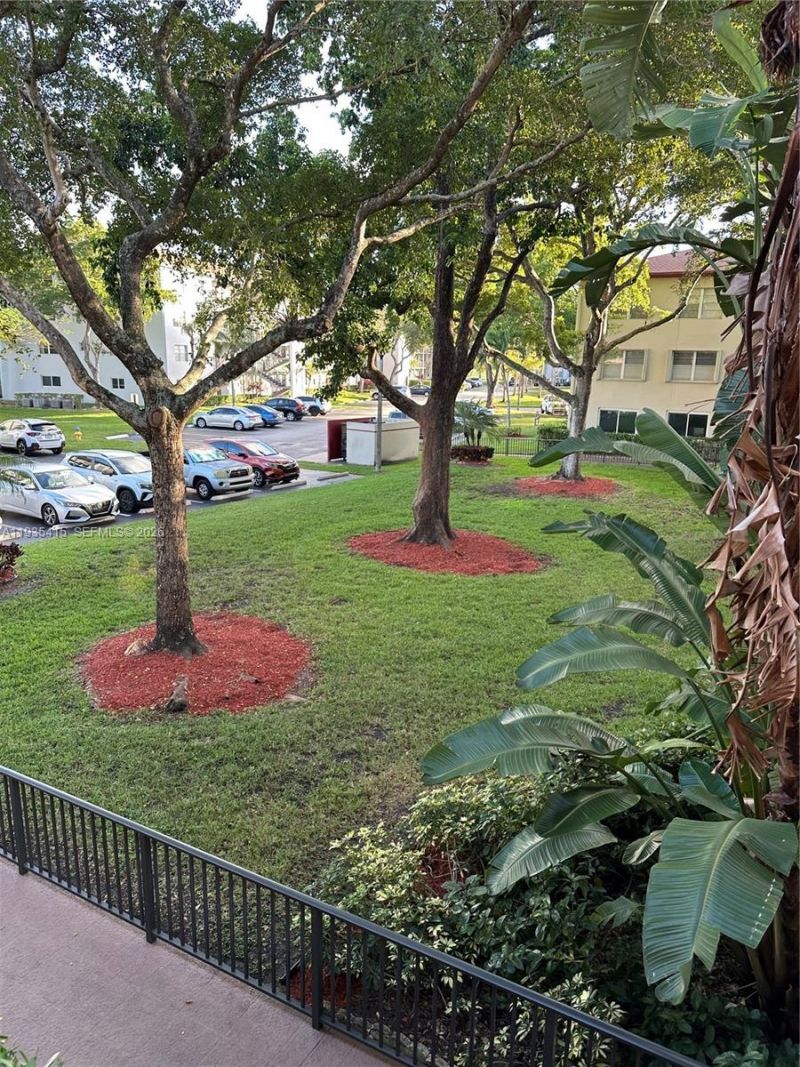 200 SW 132nd Way, Unit 310L, Pembroke Pines, FL 33027 Photo