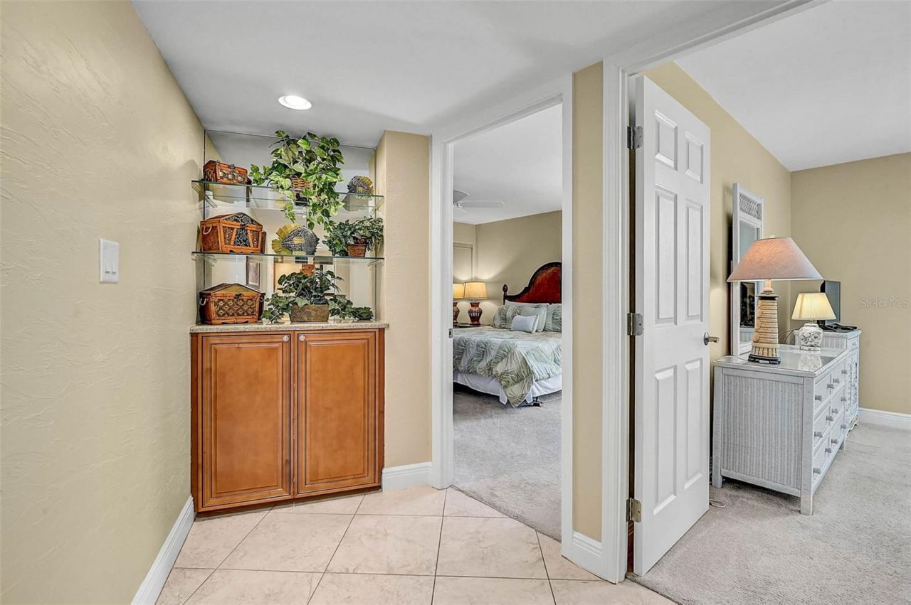 6518 Midnight Pass Road, Unit 407, Sarasota, FL 34242 Photo