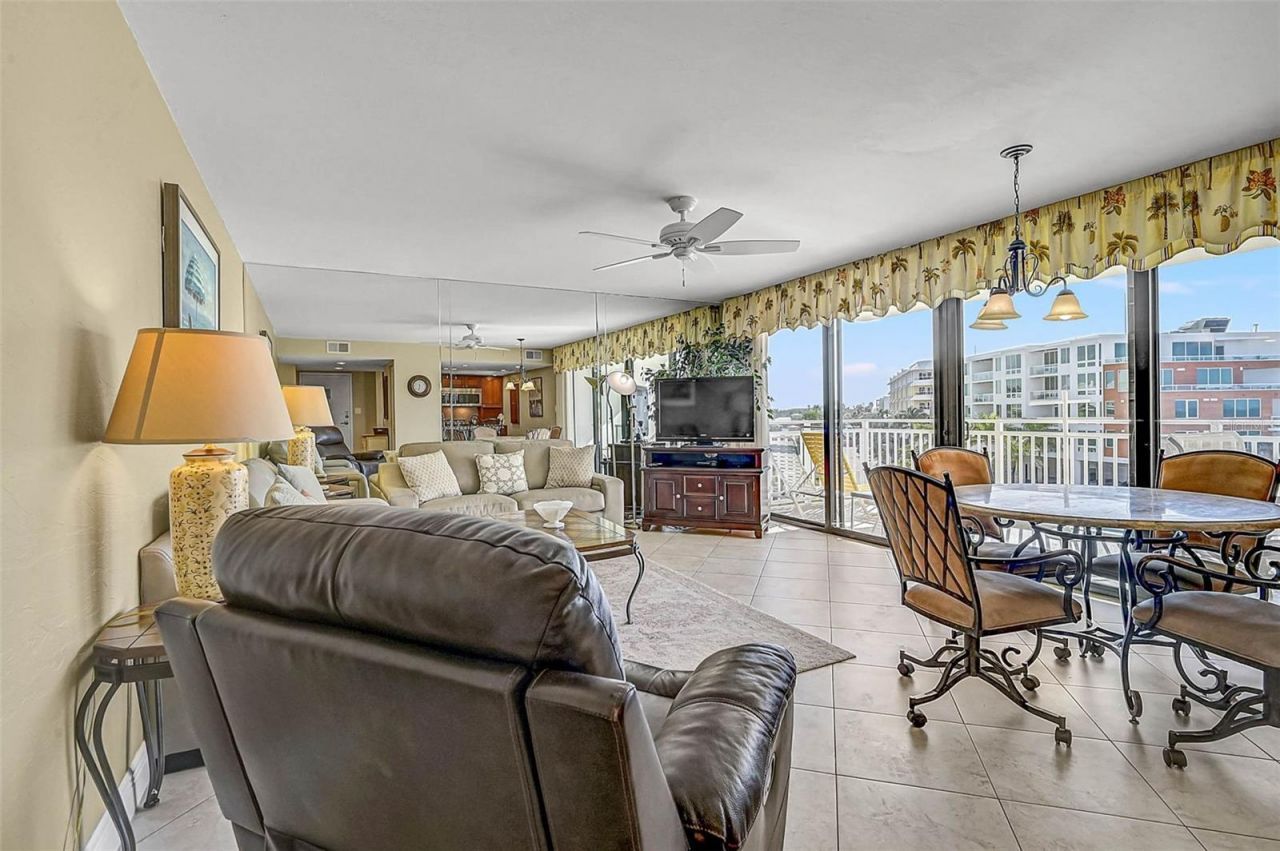 6518 Midnight Pass Road, Unit 407, Sarasota, FL 34242 Photo