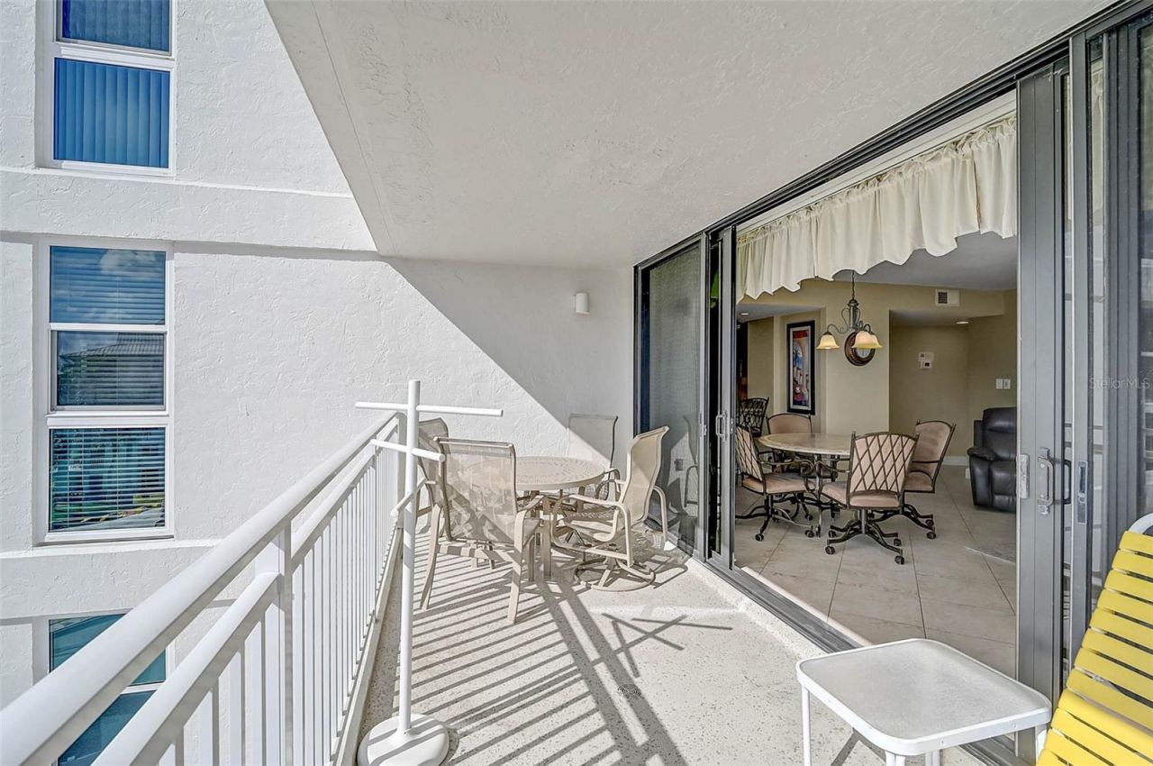 6518 Midnight Pass Road, Unit 407, Sarasota, FL 34242 Photo