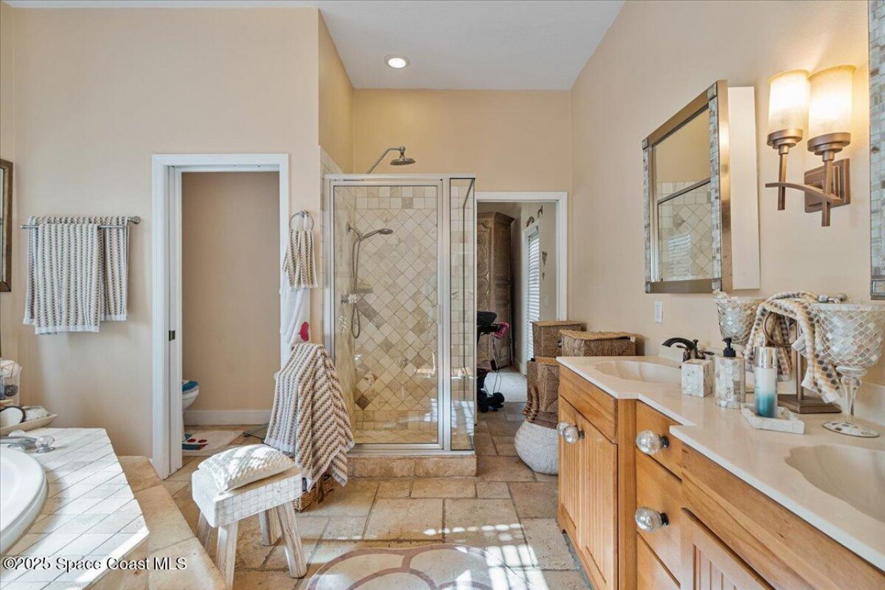 6015 S Highway A1a, Melbourne Beach, FL 32951 Photo