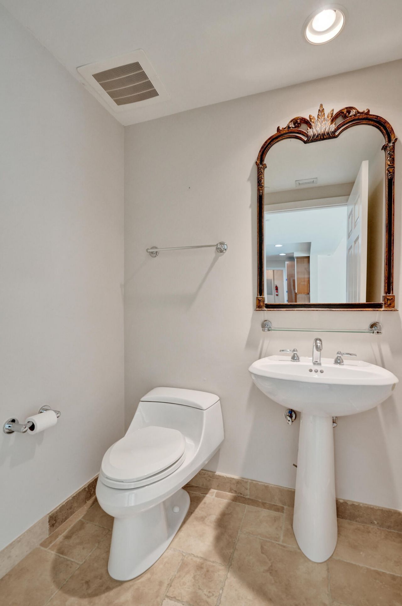 1819 SE 17th Street, Unit 710, Fort Lauderdale, FL 33316 Photo