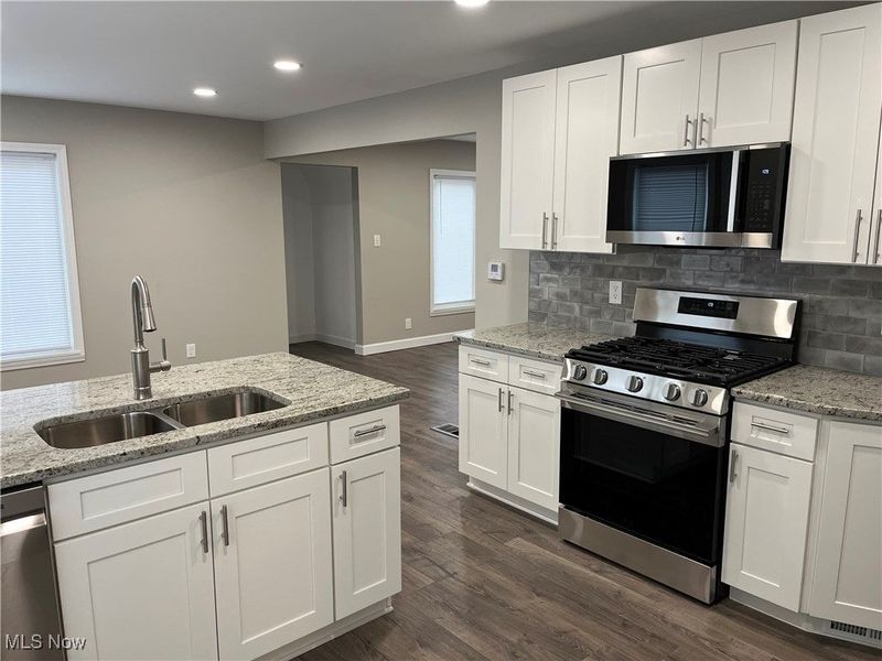 2745 Wagar Road, Rocky River, OH 44116 Photo 2