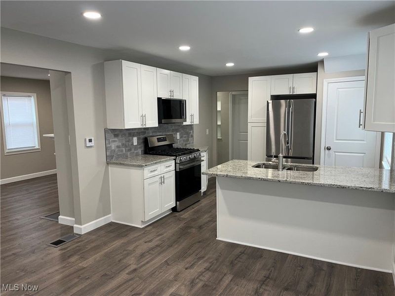 2745 Wagar Road, Rocky River, OH 44116 Photo 3