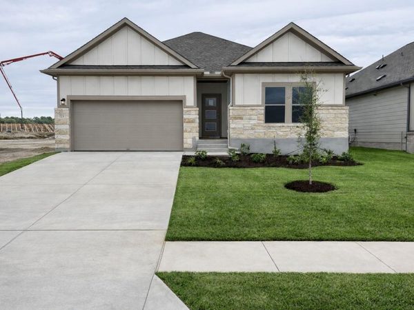 173 Sleep Hollow, Jarrell, TX 76537