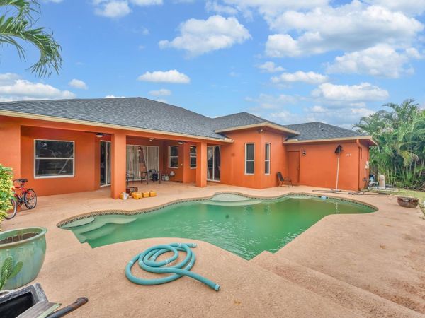 624 SW Nichols Terrace, Port St Lucie, FL 34953