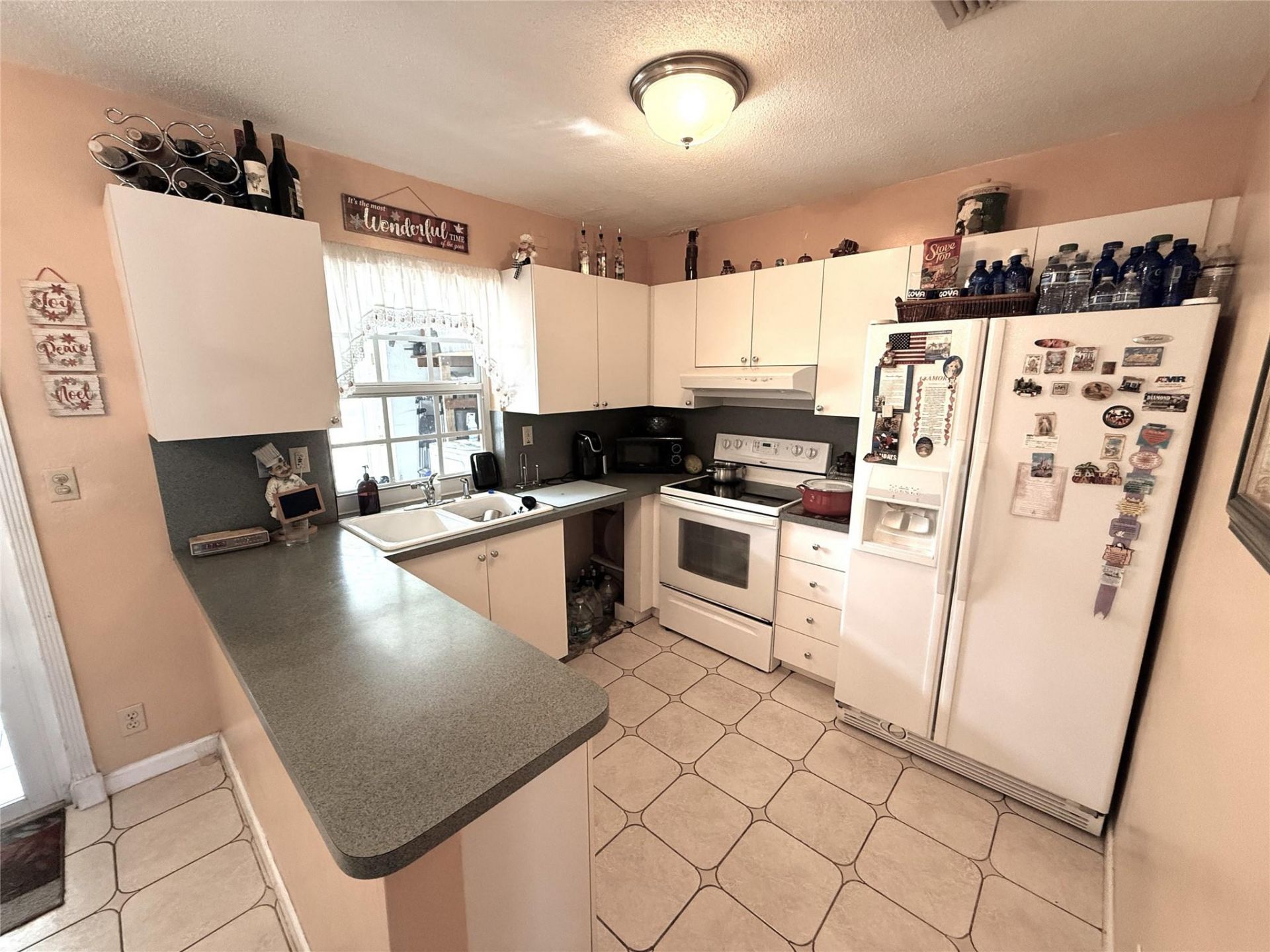 810 N Golf Drive, Unit 810, Hollywood, FL 33021 Photo