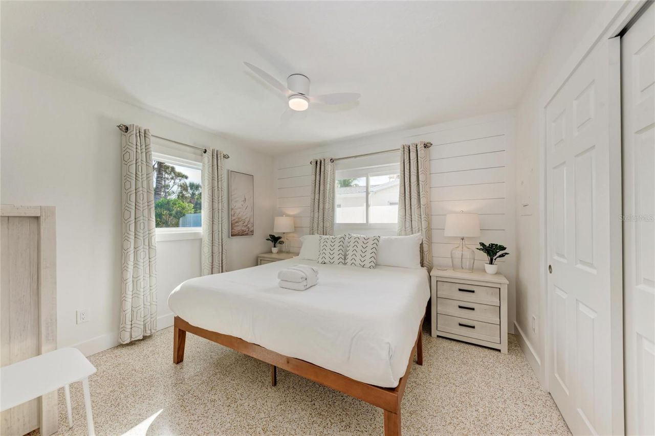 150 Crescent Drive, Anna Maria, FL 34216 Photo