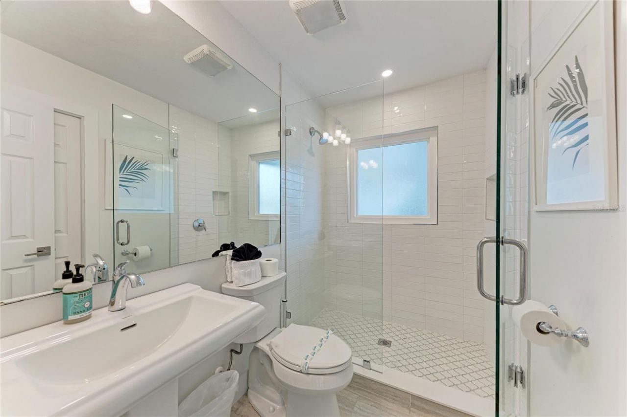 150 Crescent Drive, Anna Maria, FL 34216 Photo