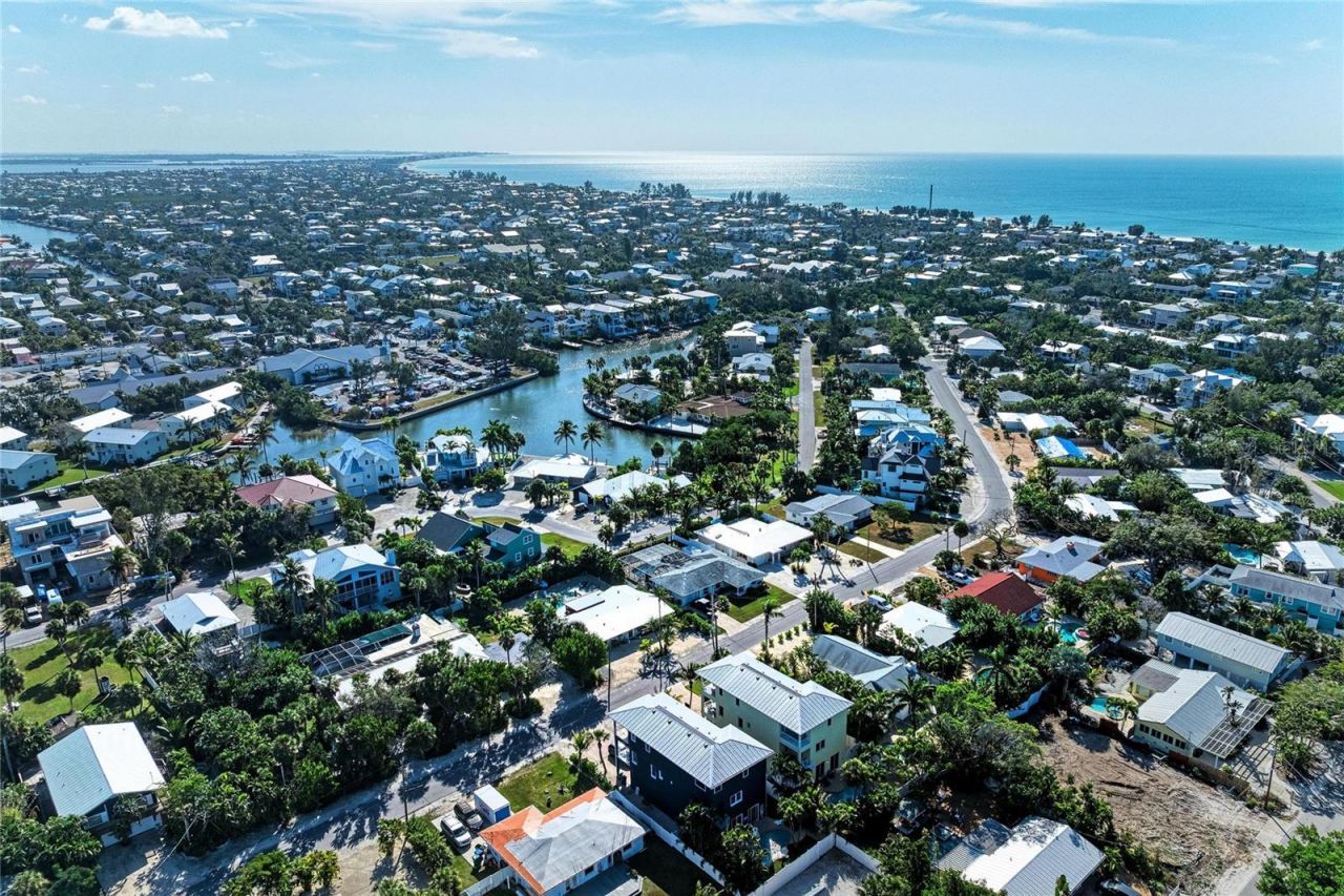 150 Crescent Drive, Anna Maria, FL 34216 Photo