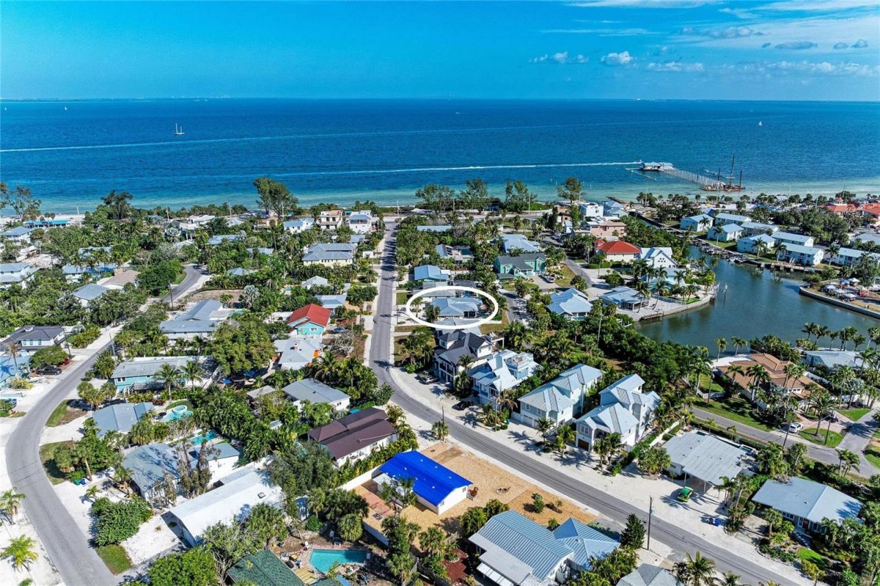 150 Crescent Drive, Anna Maria, FL 34216 Photo