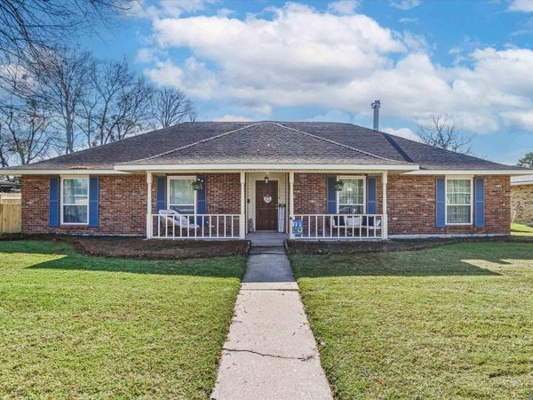 12538 Sherbrook, Baton Rouge, LA 70815