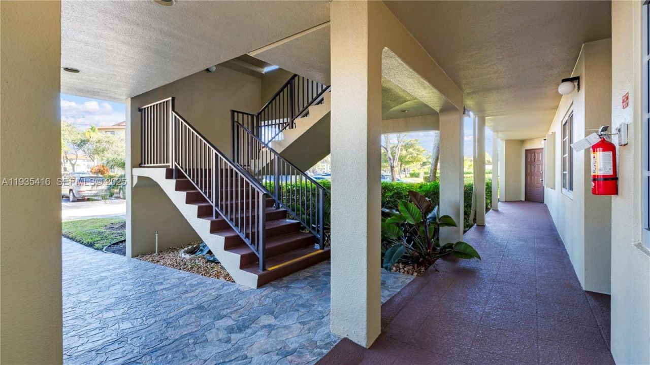 13000 SW 15th Ct , Unit 101U, Pembroke Pines, FL 33027 Photo