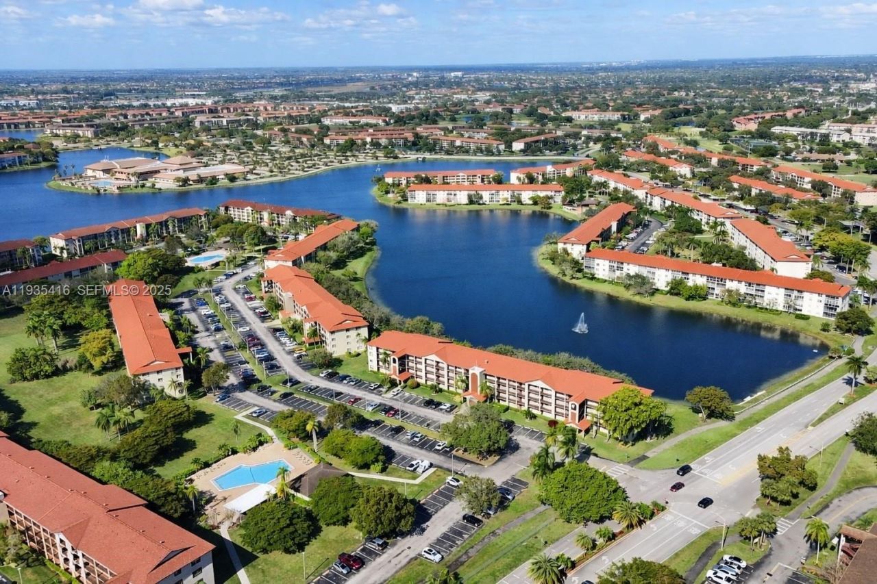 13000 SW 15th Ct , Unit 101U, Pembroke Pines, FL 33027 Photo