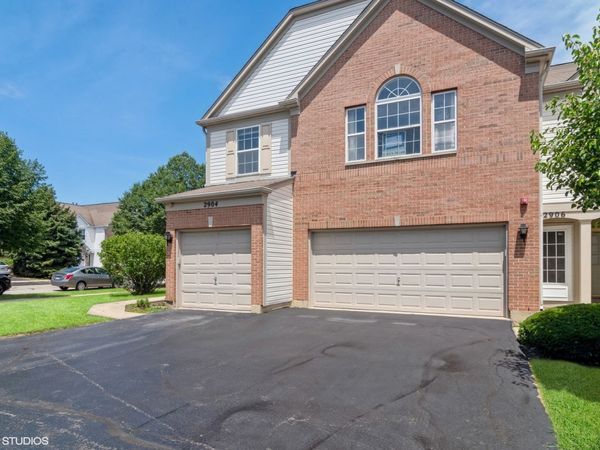 2906 Stonewater Drive, Unit 2906, Naperville, IL 60564