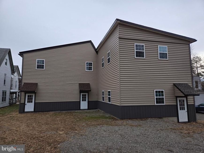 194 S Tulpehocken Street, Pine Grove, PA 17963 Main Photo