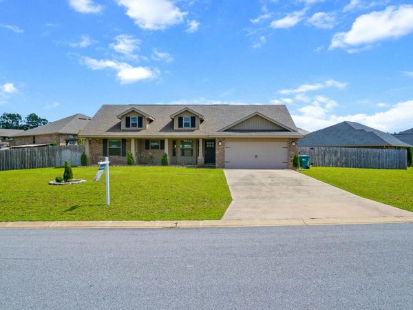 2045 Broad Street, Crestview, FL 32536
