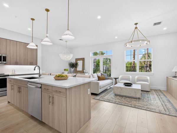125 Water Pointe Place, Unit 28, Jupiter, FL 33477