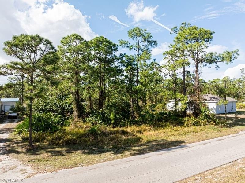 921 Moore Ave, Lehigh Acres, FL 33972 Photo