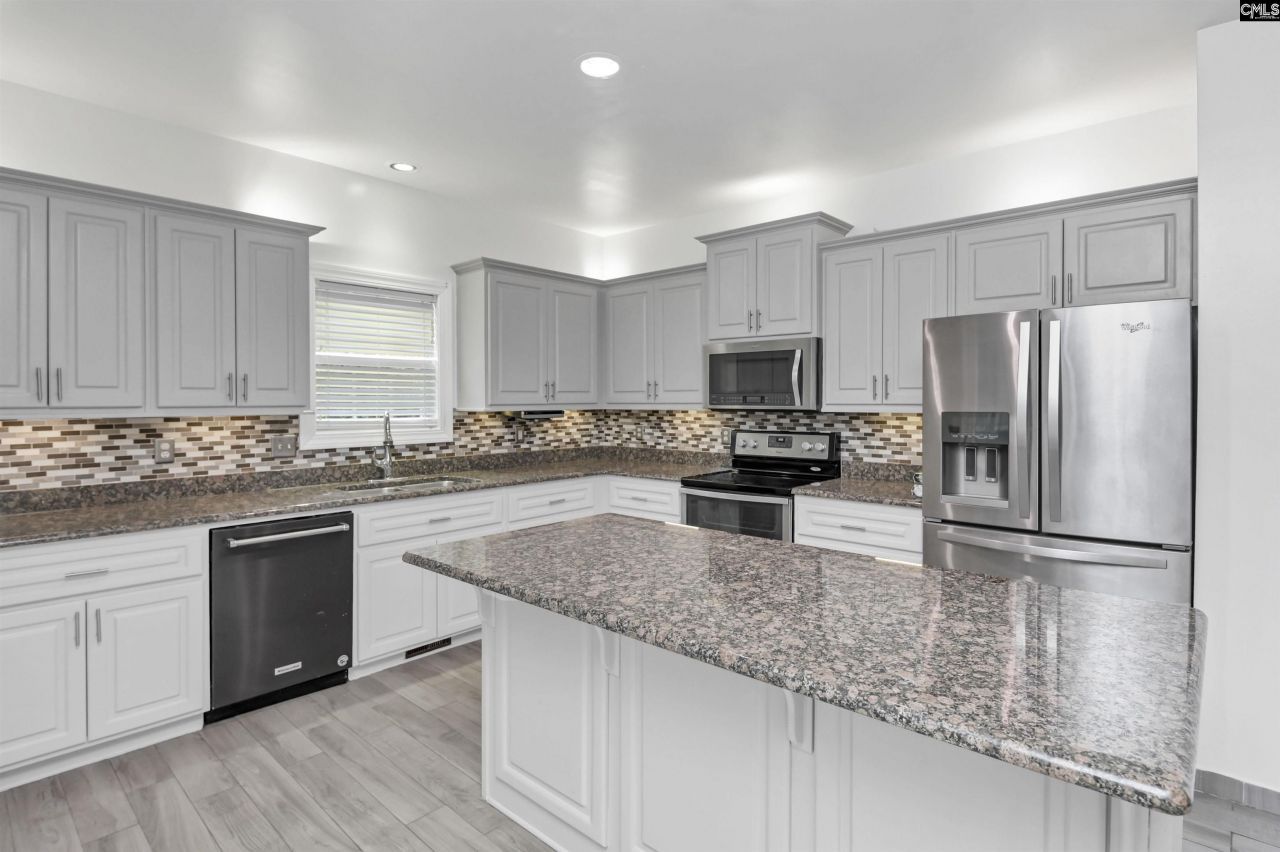 128 Genessee Valley Road W Photo 16