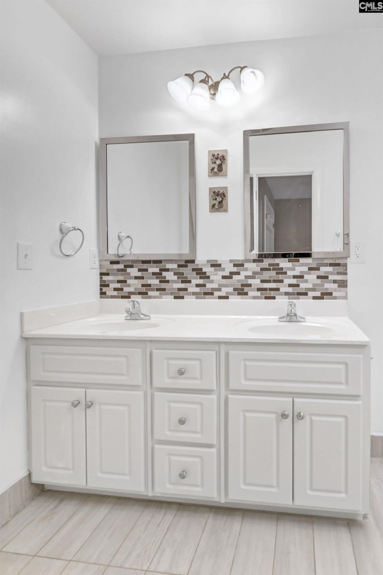 128 Genessee Valley Road W Photo 39