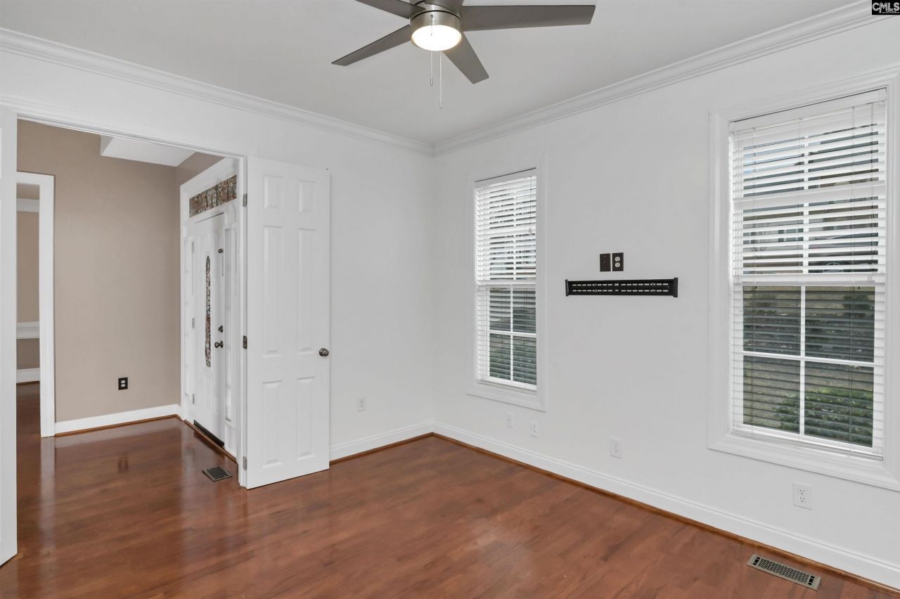 128 Genessee Valley Road W Photo 7